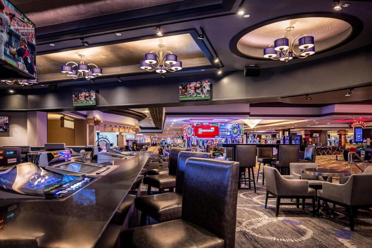 Horseshoe Vegas By Suiteness Hotel